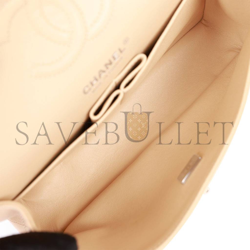 Ch*el small classic double flap beige lambskin silver hardware (23*13*6cm)