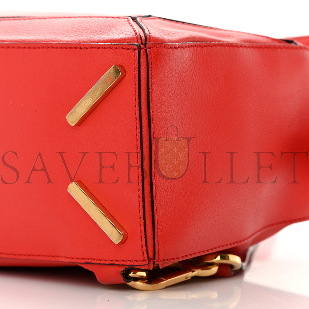 l*ew* calfskin small puzzle bag scarlet (24*16.5*10.5cm)