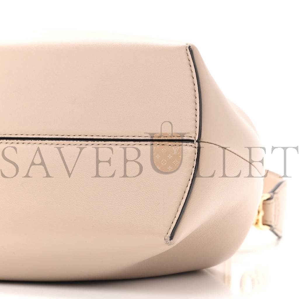 F**di shiny nappa medium F**di first nuvola (30*25*11cm)