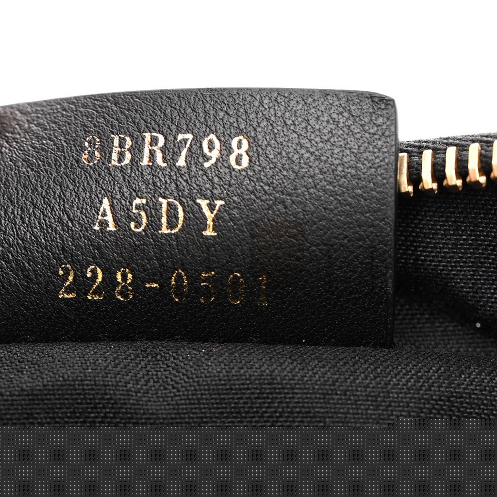 F**di vitello grace matte small F**digraphy hobo bag black (28*23*10cm)